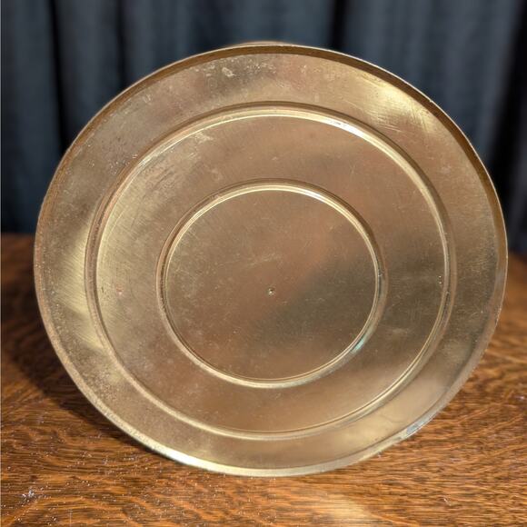 Large Heavy Vintage Estate Find Polished Brass Planter Pot w/ Ornate Handles - Picture 8 of 8